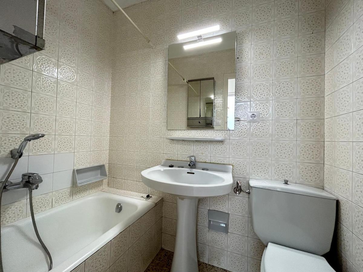 Apartamentos Playa La Perola Roses Dış mekan fotoğraf